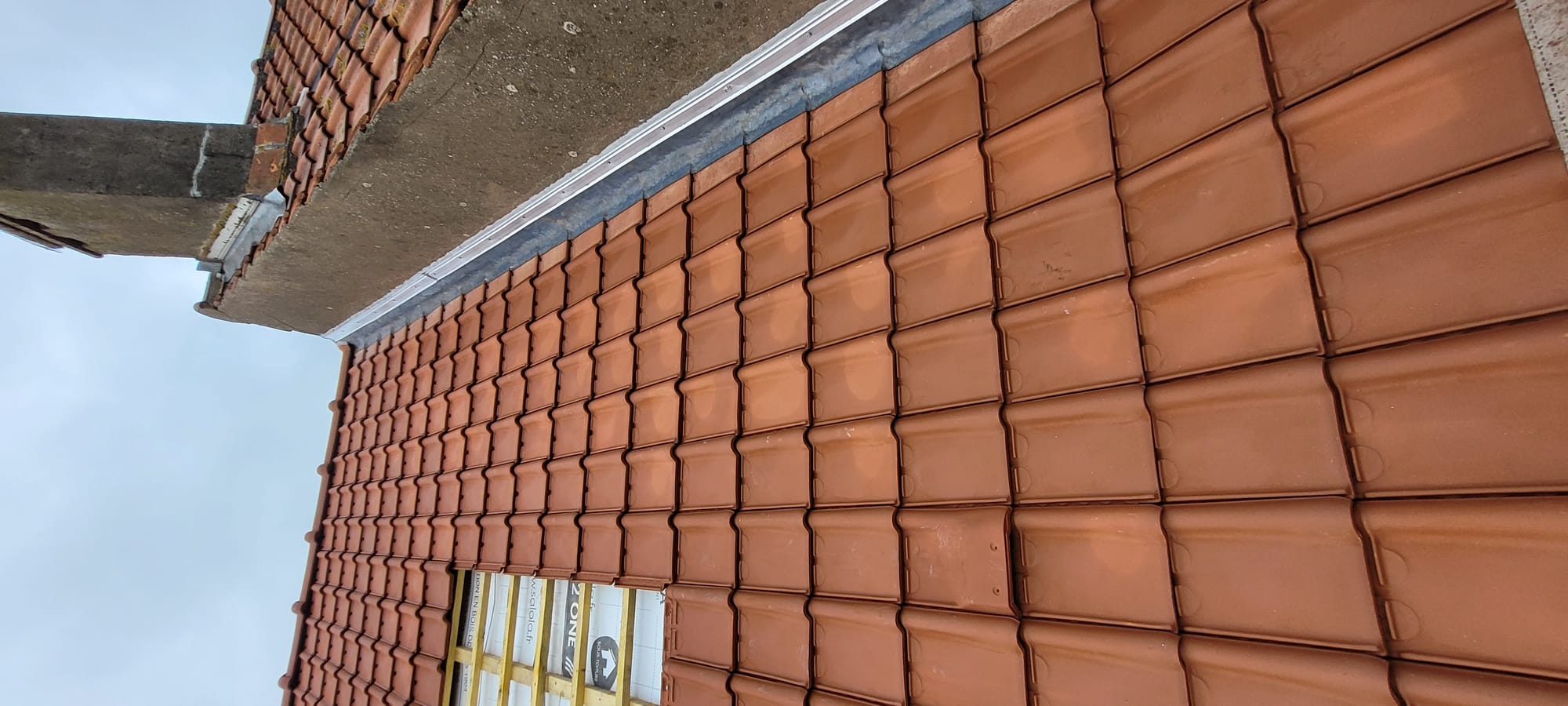 Couverture tuile koramic tempête 44 rouge orangé