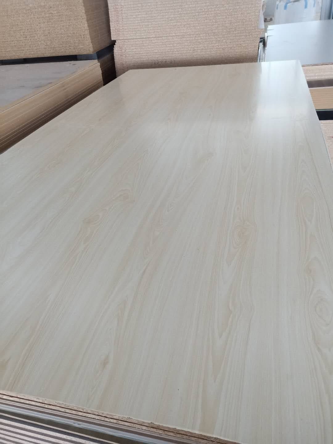 ปิดผิวเมลามีน