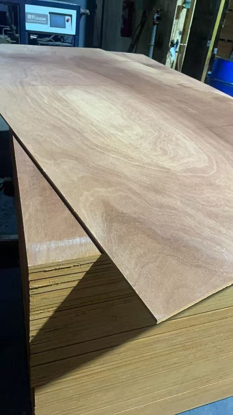 ไม้อัดยาง เกรด B