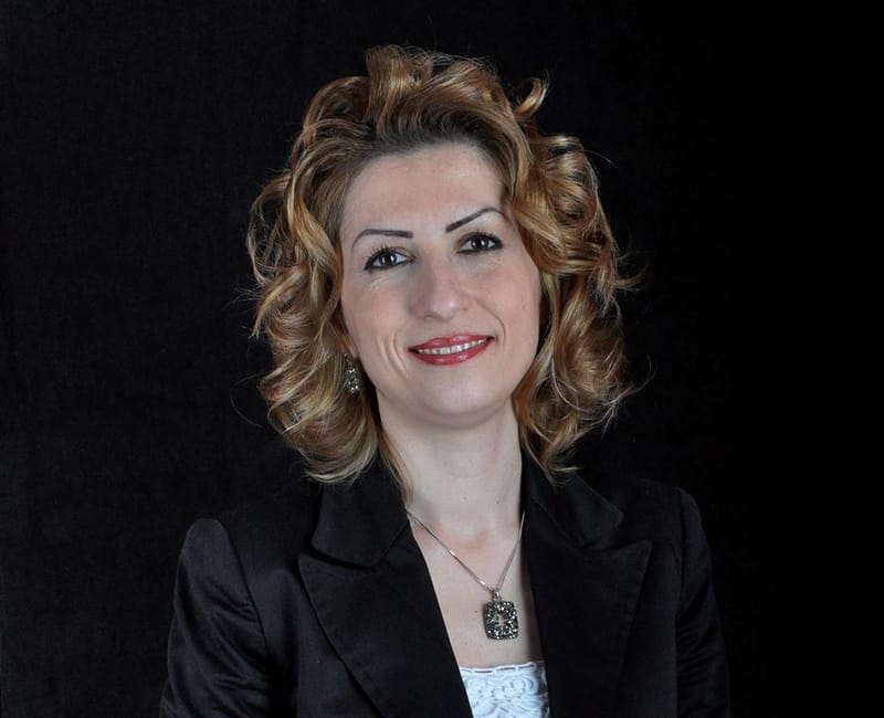 Prof. Dr. İmran Aslan- Reklam Arası Köşe Yazarı - Metropol Dergileri