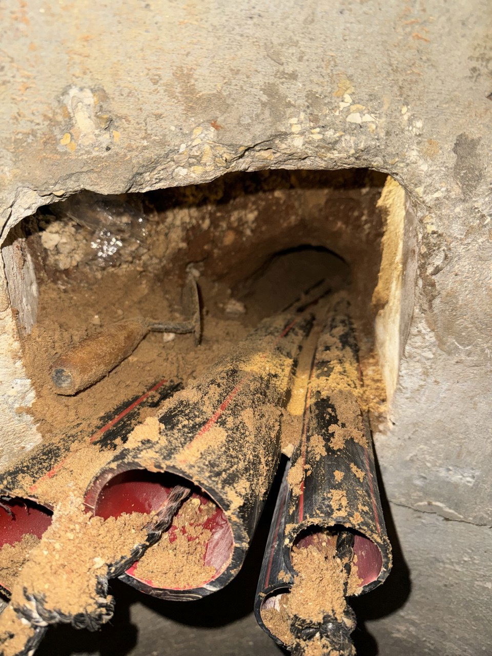 תשתיות חשמל 