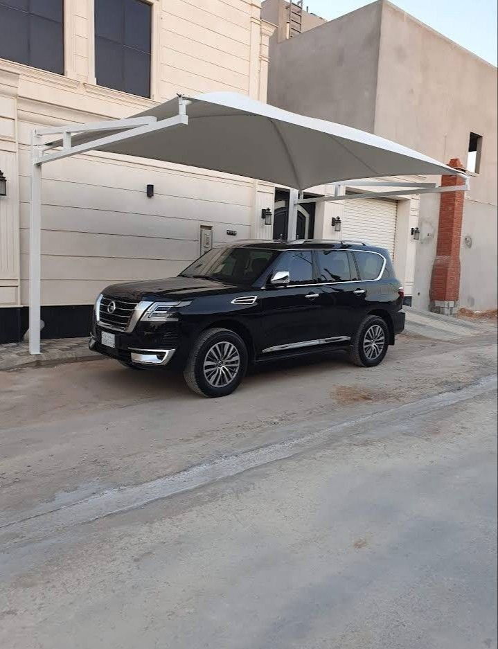لو بتدور على المظلة تحميلك من درجة حرارة الشمس الشديدة أو مواسم الغزير، إحنا نوفر لك أنواع المظلات السيارات بخامات قوية وتصاميم 👌