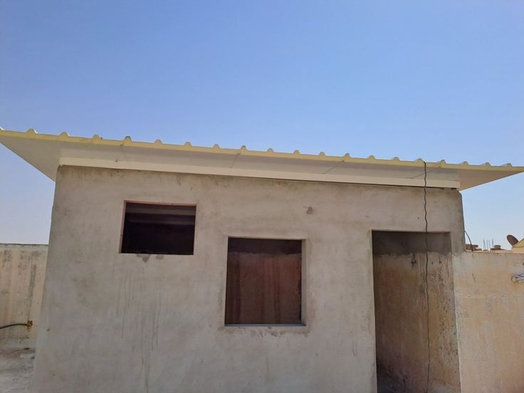 اذا كنت تبحث عن الساندوتش بنل عندنا مصنع المطلق بدة