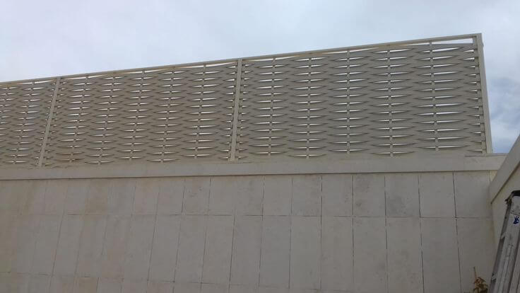 "ساتر حديد مشغول فورجيه هندي فاخر لواجهات الفلل في جدة"