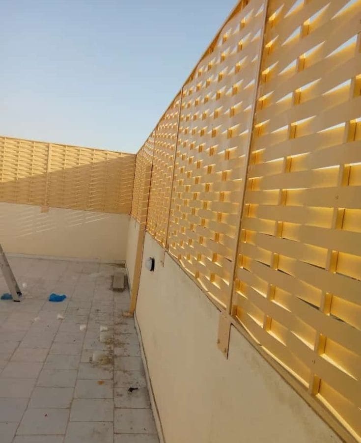 تركيب سواتر ابجور لحجب الرؤية من الجيران