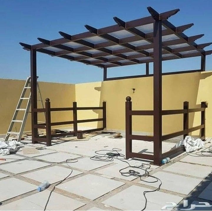 عربة أطفال صغيرة بتشطيب خفيفة الوزن للاستخدام التجاري.