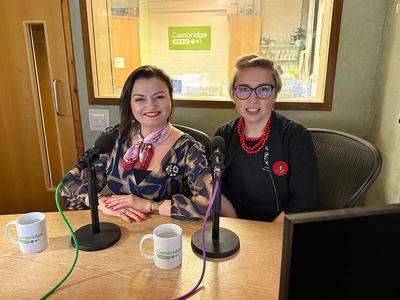 "Polish Waves on Cambridge Radio: Rozmowa o naszej wizycie w Wielkiej Brytanii, projektach 📚, planach na przyszłość 🌟 i Kaszubach 🌊"