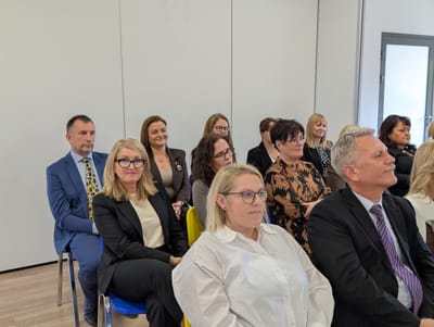 Dzień Edukacji Narodowej w Powiecie Kartuskim – święto tych, którzy kształtują przyszłość 📚🌿