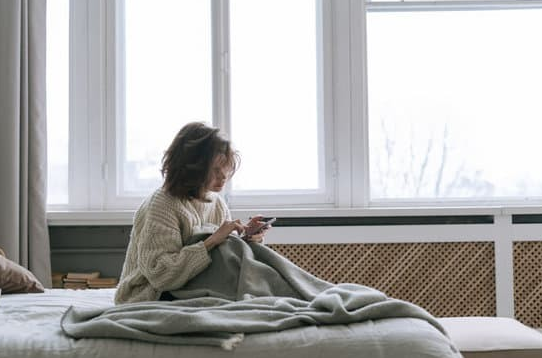 Duvet Fridays: Why the 4-Day Week is an economic necessity, not a perk