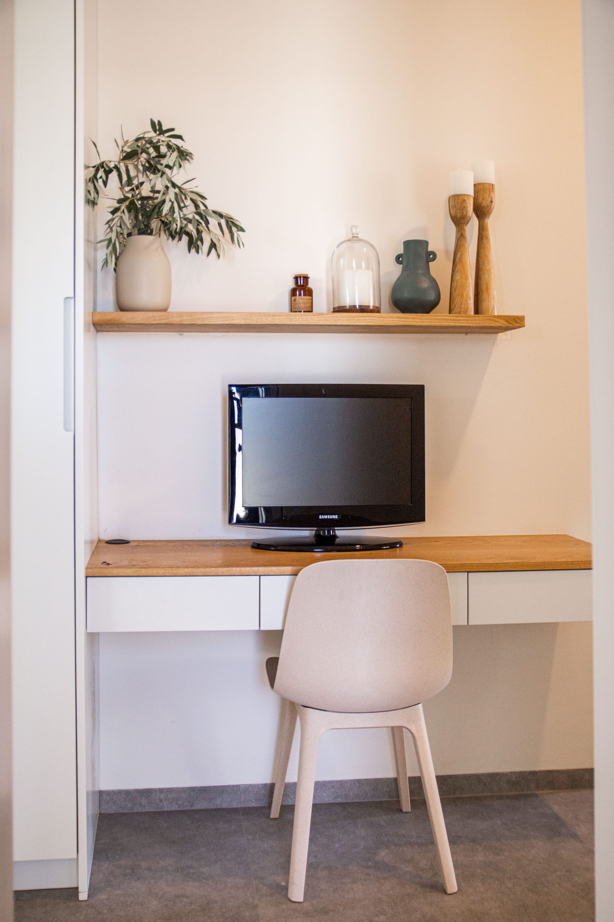 הלקוח: זוג + 4 מתבגרים