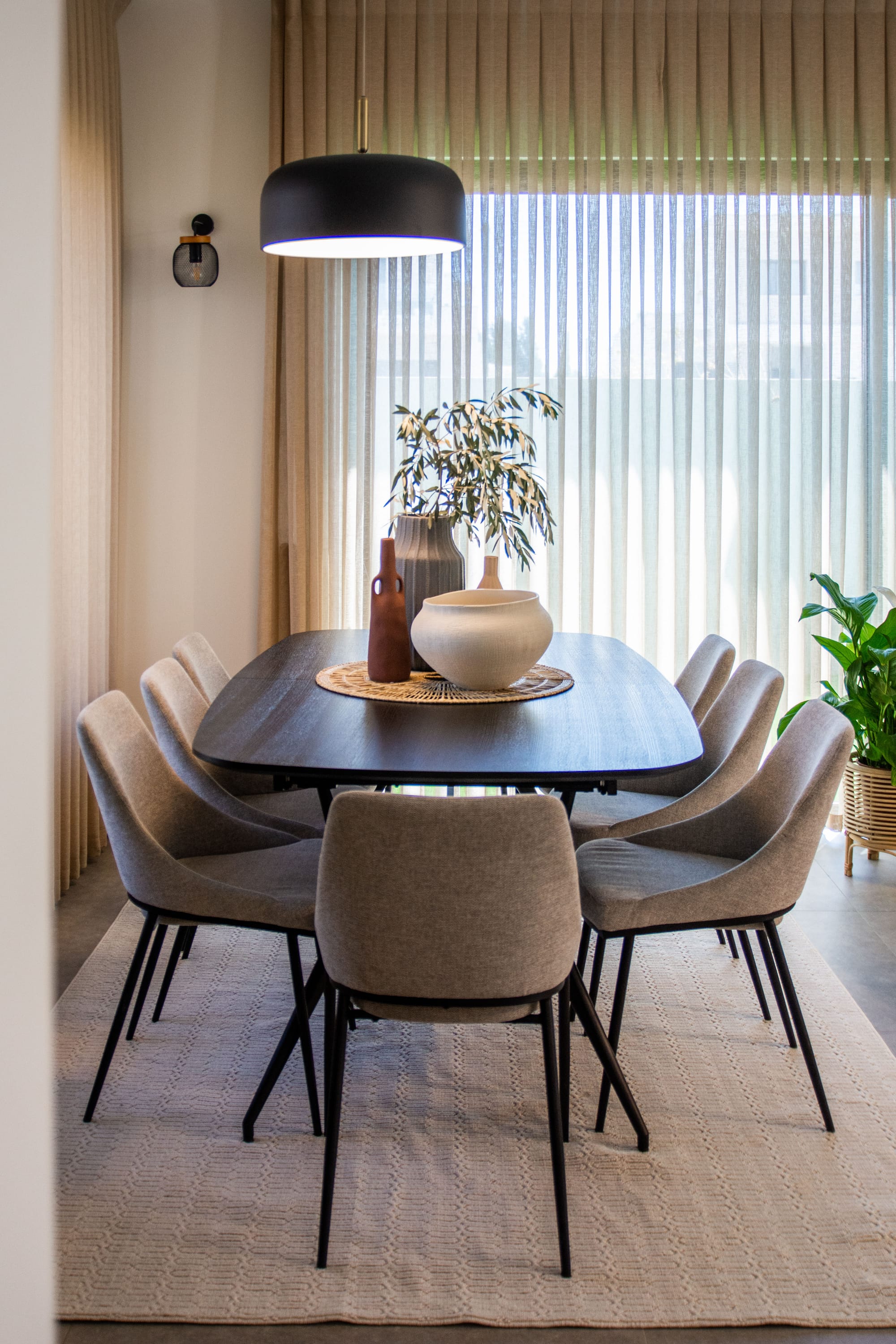 הלקוח: זוג + 4 מתבגרים