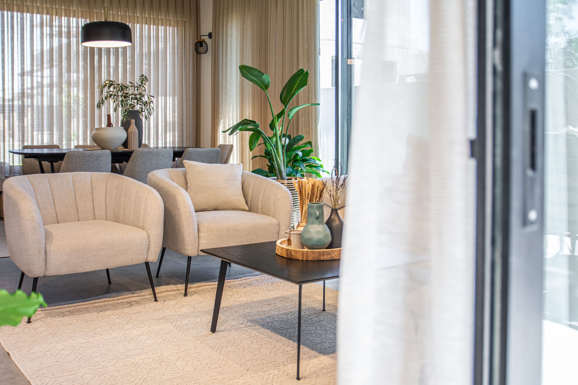 הלקוח: זוג + 4 מתבגרים