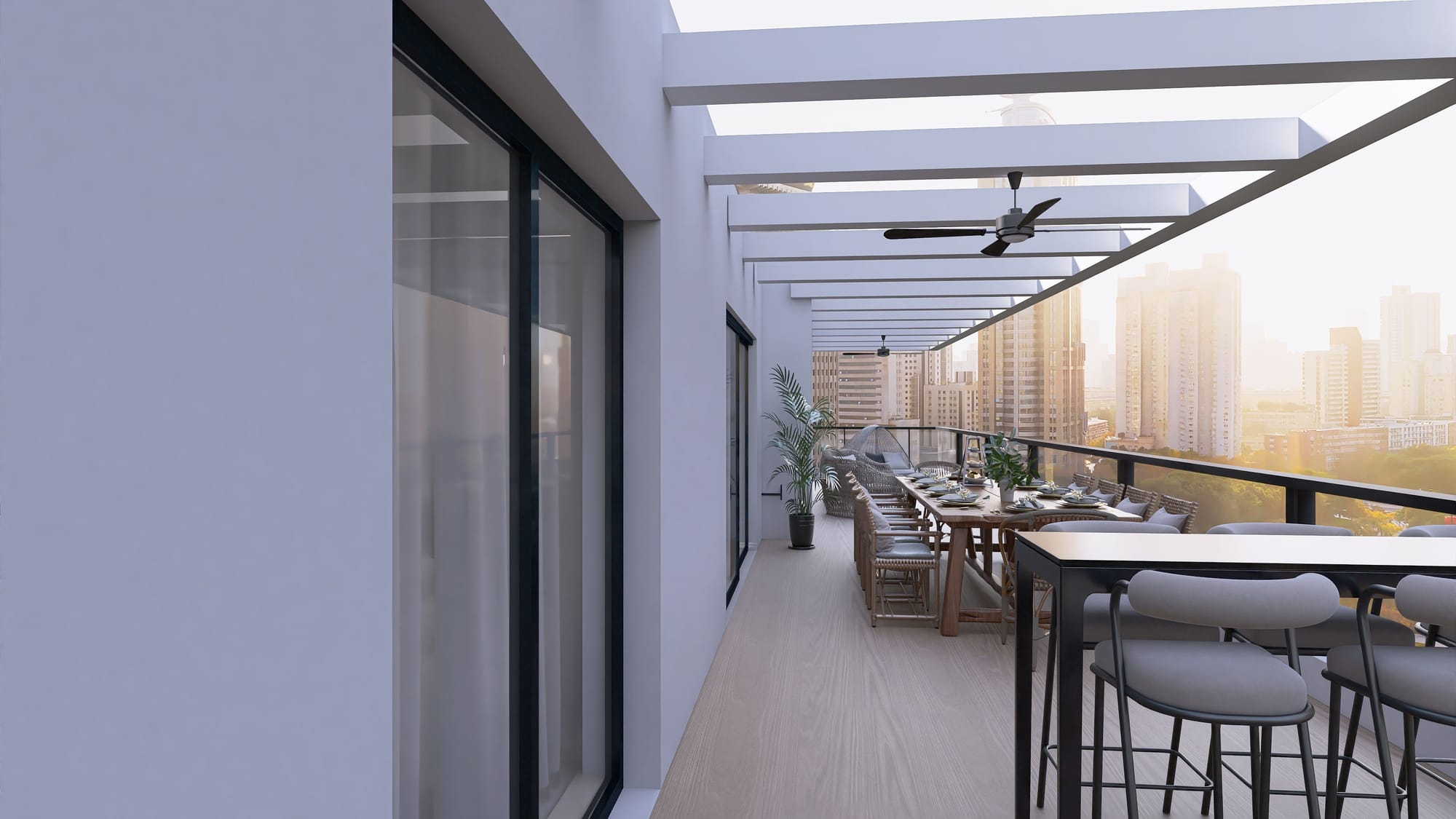  משפחה: אם + 4 מתבגרים