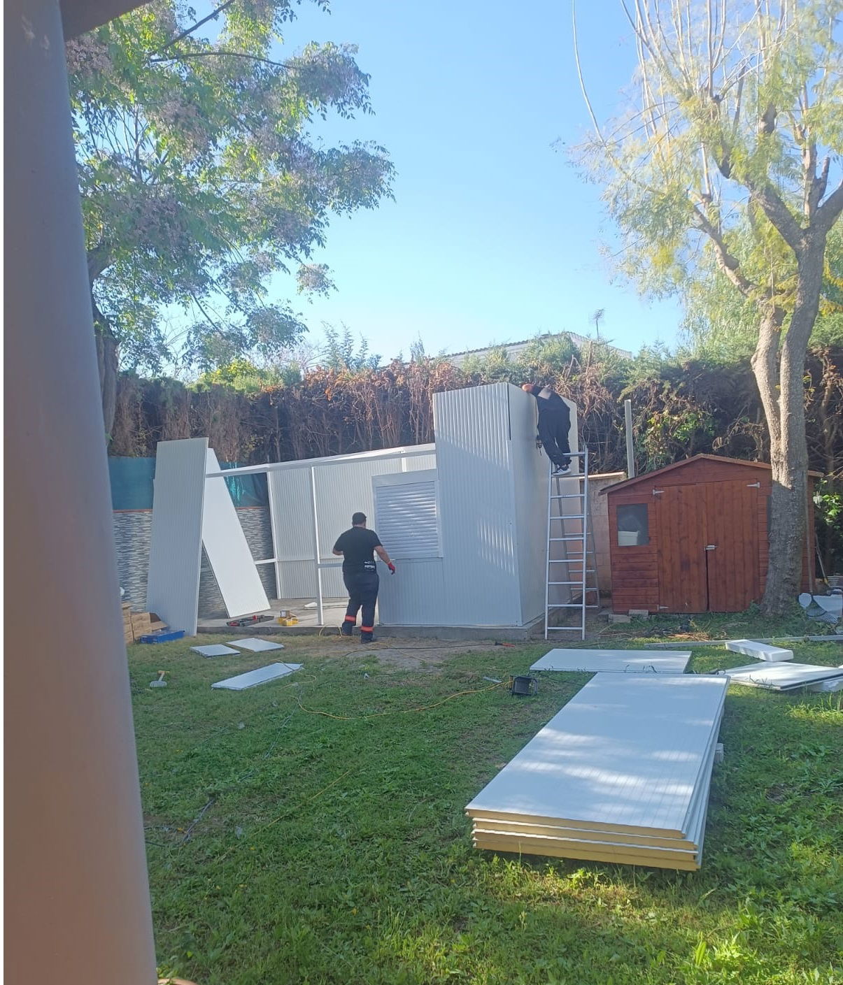 Proceso de Construcción Casa Prefabricada con Panel Sándwich