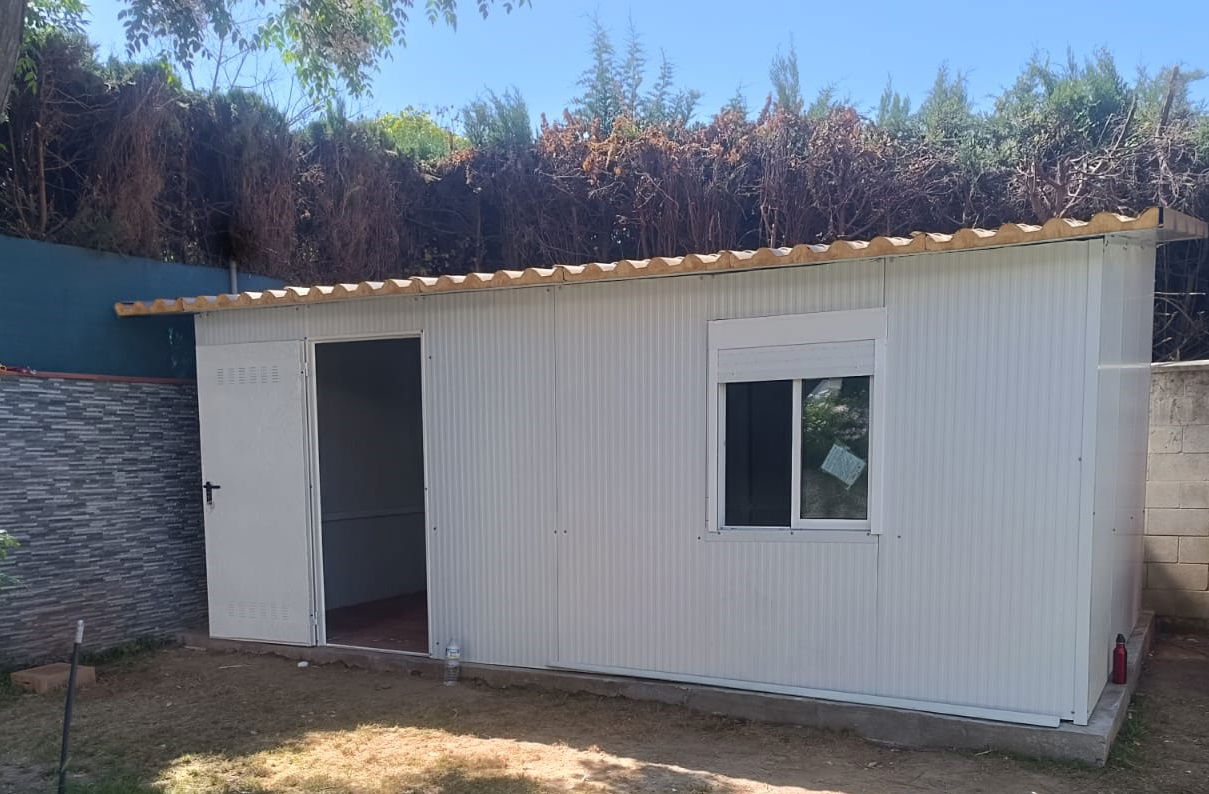 Proceso de Construcción Casa Prefabricada con Panel Sándwich