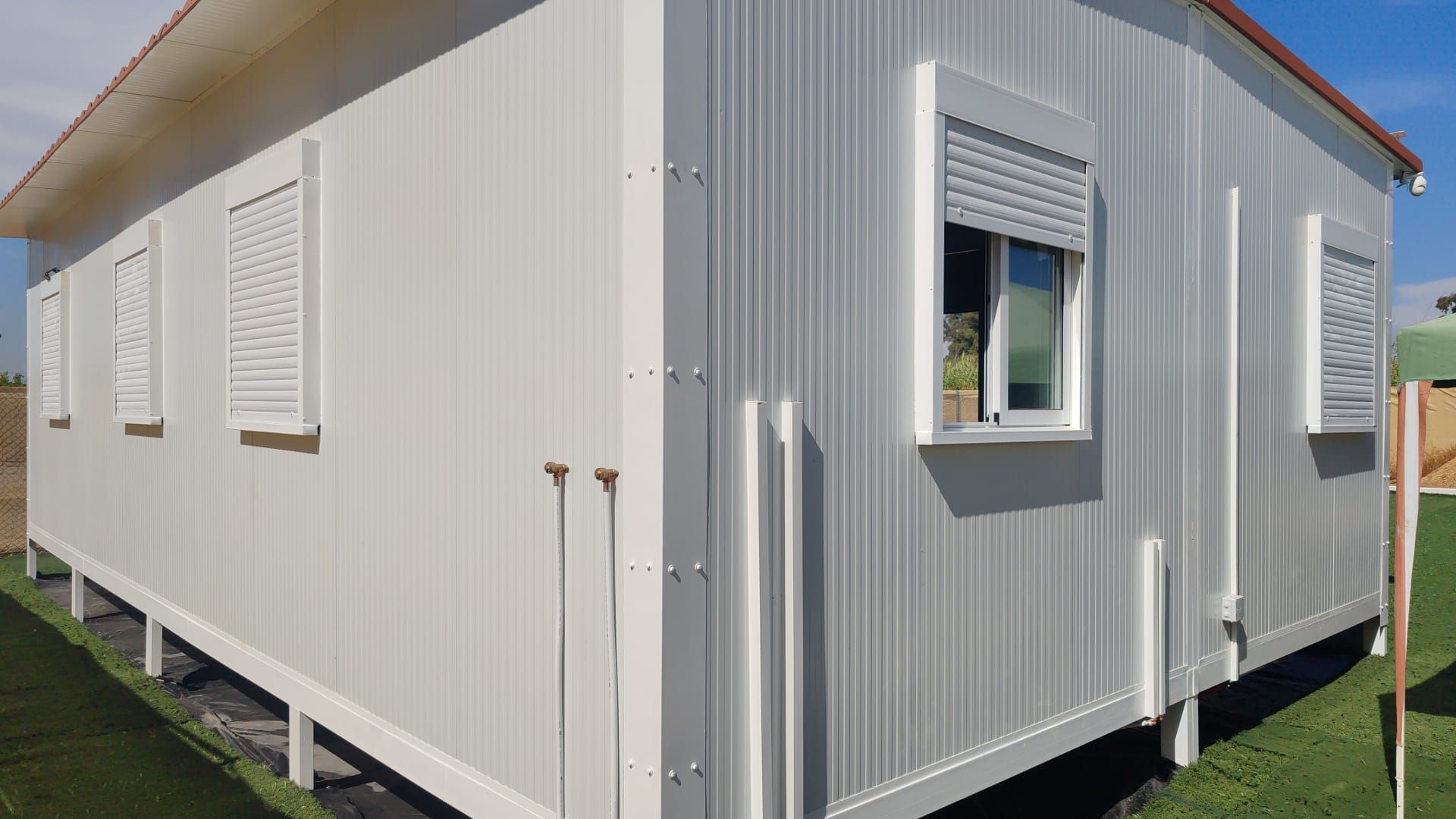 Proceso de Construcción Casa Prefabricada con Panel Sándwich