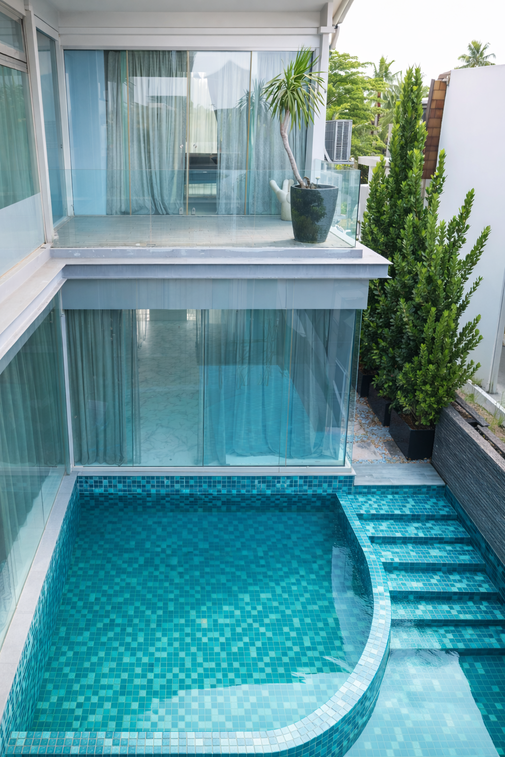 Waterfront Bungalow at Ocean Drive