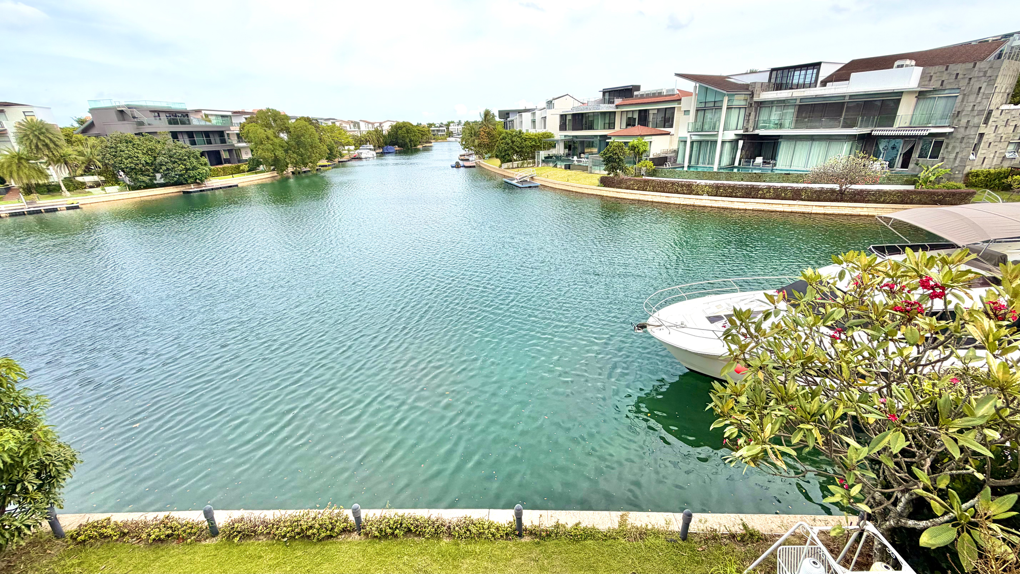 Waterfront Bungalow at Ocean Drive