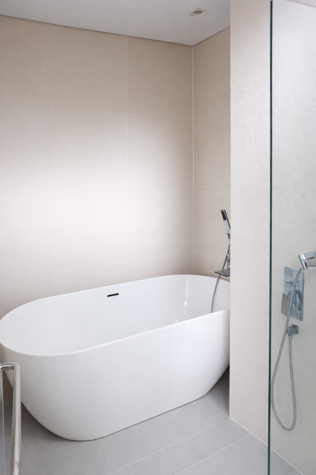 Waterfront Bungalow at Ocean Drive