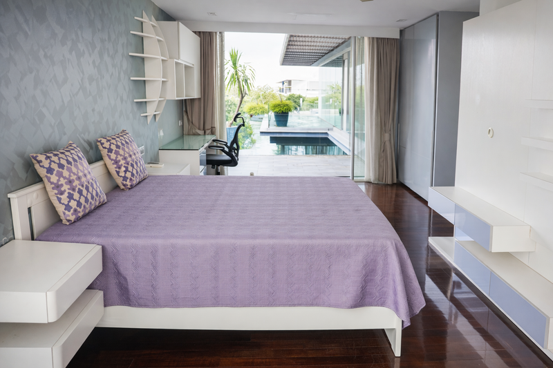 3 Storey Waterfront Bungalow with Private Pool