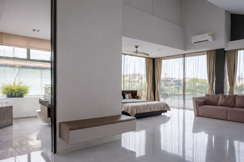 3 Storey Waterfront Bungalow with Private Pool