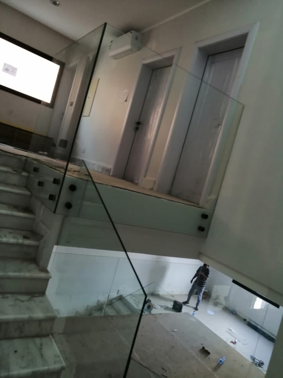 تركيب درابزين زجاج بالدمام