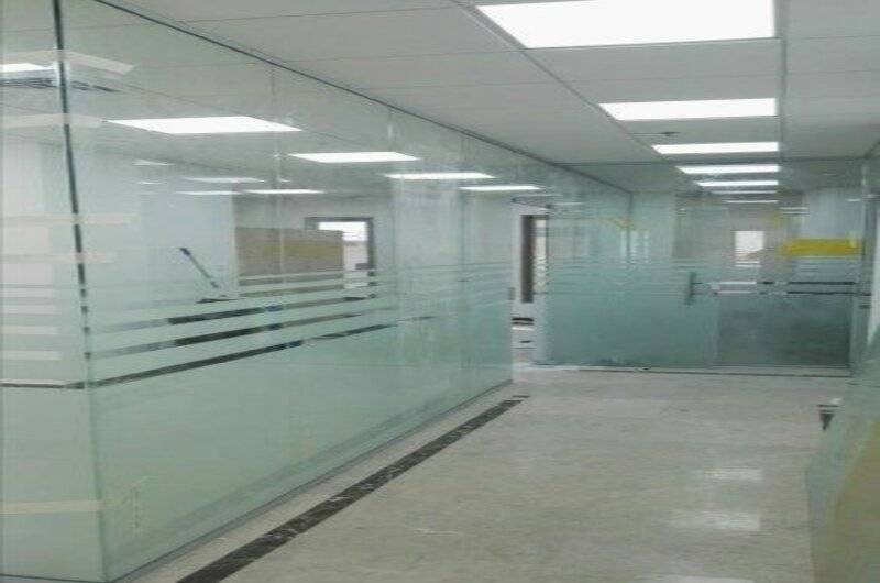 تركيب مكاتب زجاج بالدمام0578992784