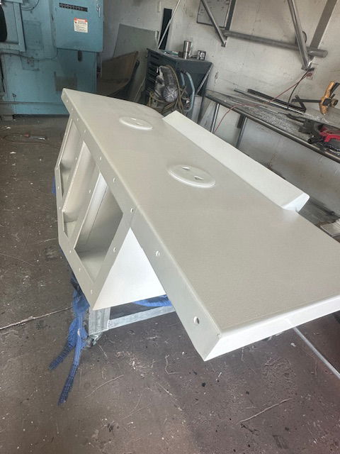 Two-motor bracket with platform
