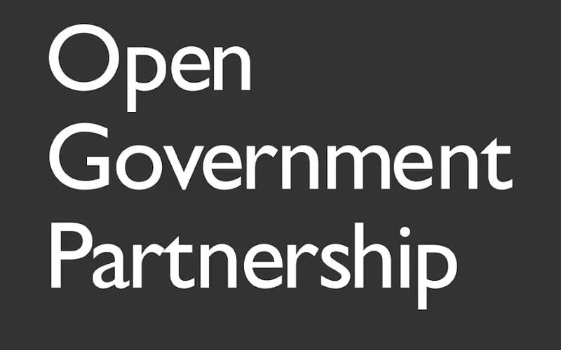 ROYAL INVESTMENT PROGRAM WITH PRIVATE COMPANY