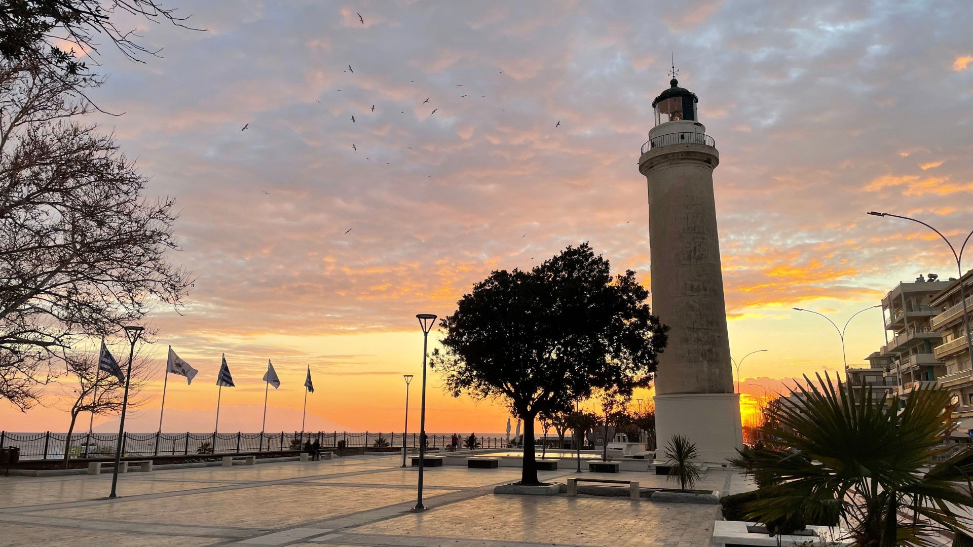 Ανακαλύψτε την Αλεξανδρούπολη, την παραθαλάσσια πύλη της Θράκης που συνδυάζει θάλασσα, πολιτισμό και φιλοξενία