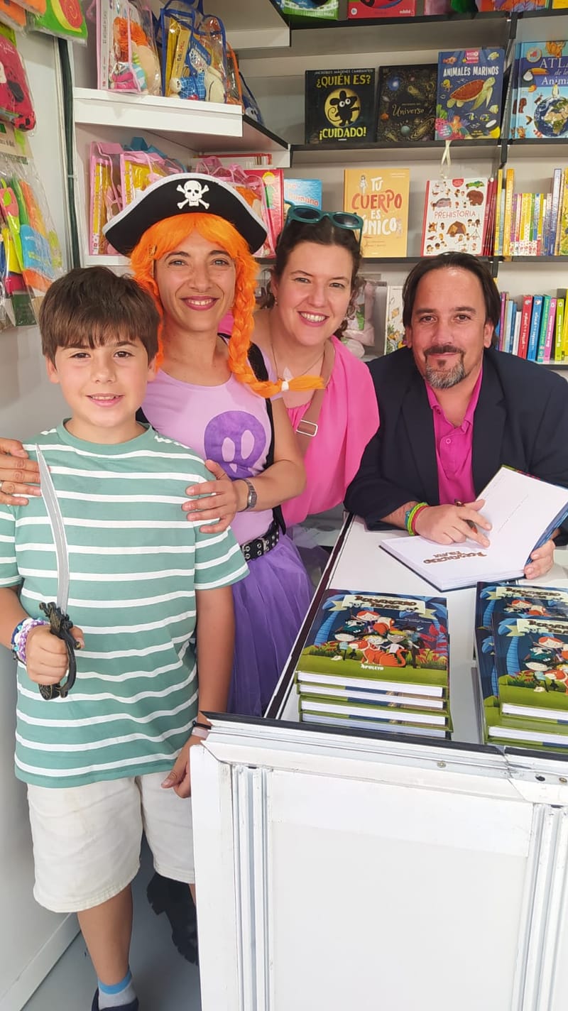 Firma de ejemplares el domingo 18 de mayo en Fuenlabrada