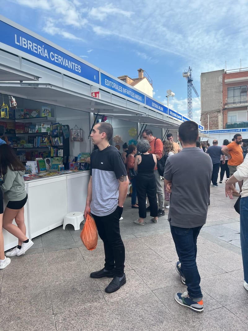 Firma de ejemplares el domingo 18 de mayo en Fuenlabrada