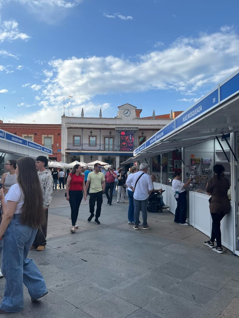 Firma de ejemplares el domingo 18 de mayo en Fuenlabrada