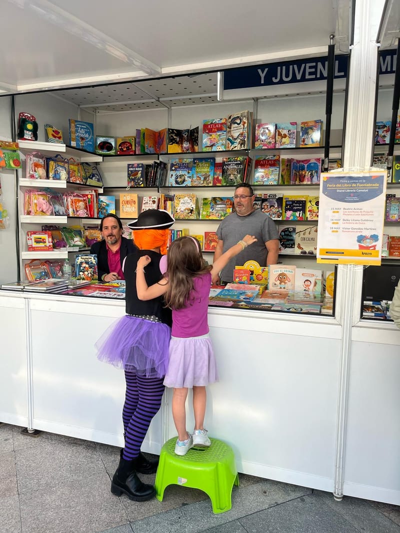 Firma de ejemplares el domingo 18 de mayo en Fuenlabrada