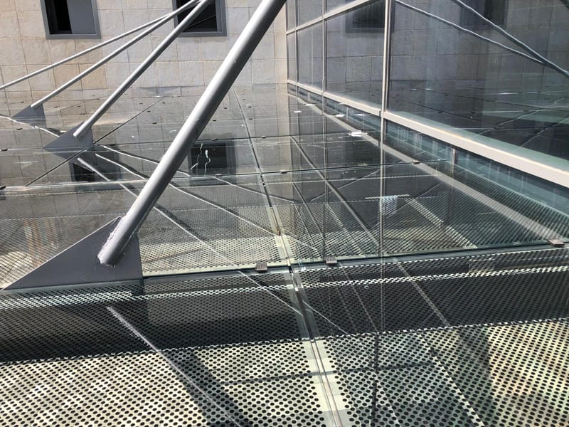 פתרונות הצללה מתקדמים בהתאמה לכל חלל חוץ