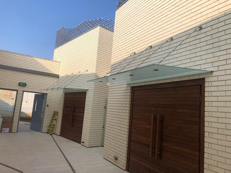 פתרונות הצללה מתקדמים בהתאמה לכל חלל חוץ