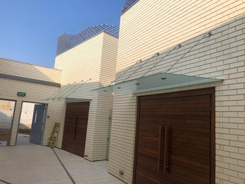 פתרונות הצללה מתקדמים בהתאמה לכל חלל חוץ