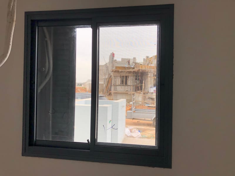 שילוב של עיצוב, איכות ובידוד מושלם