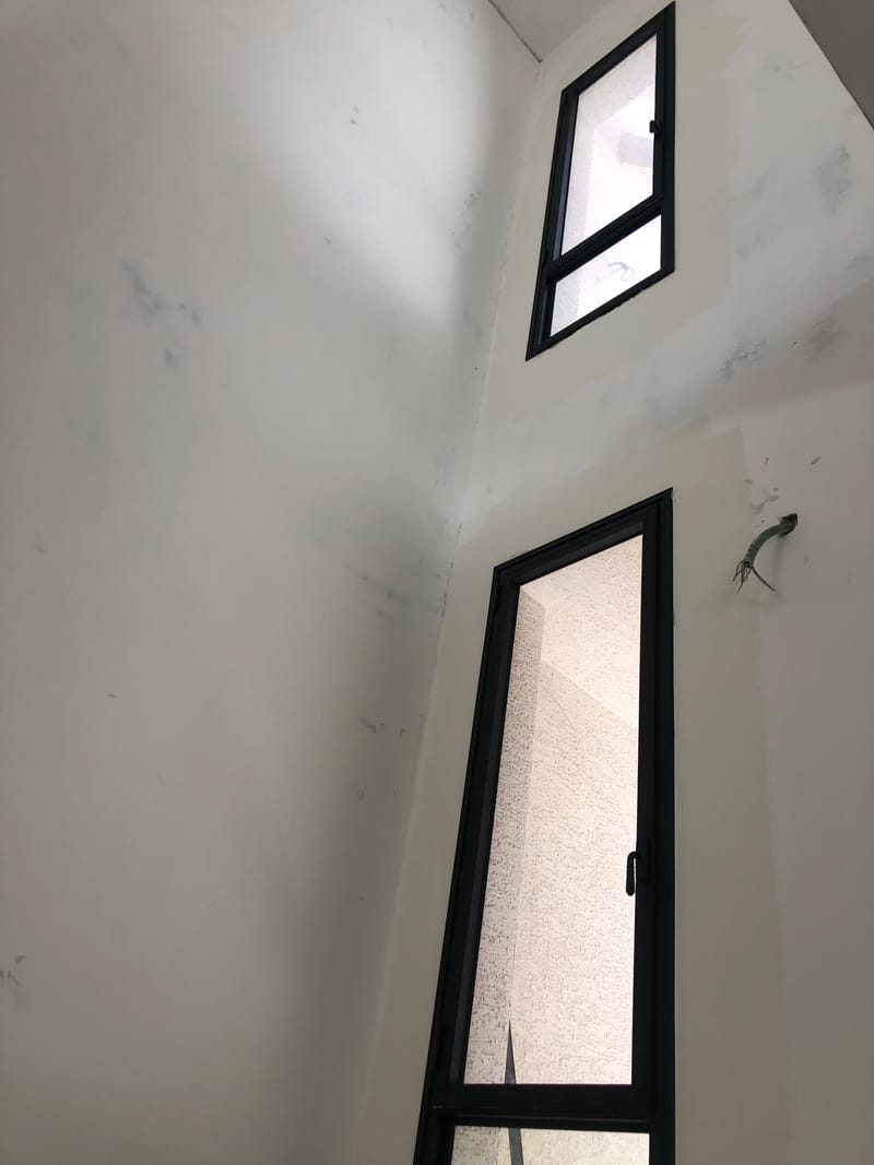 שילוב של עיצוב, איכות ובידוד מושלם