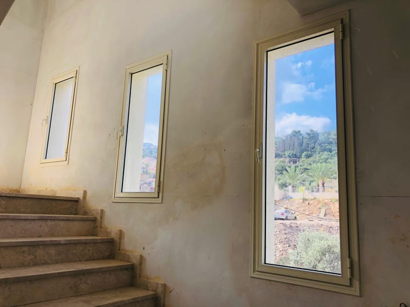 שילוב של עיצוב, איכות ובידוד מושלם