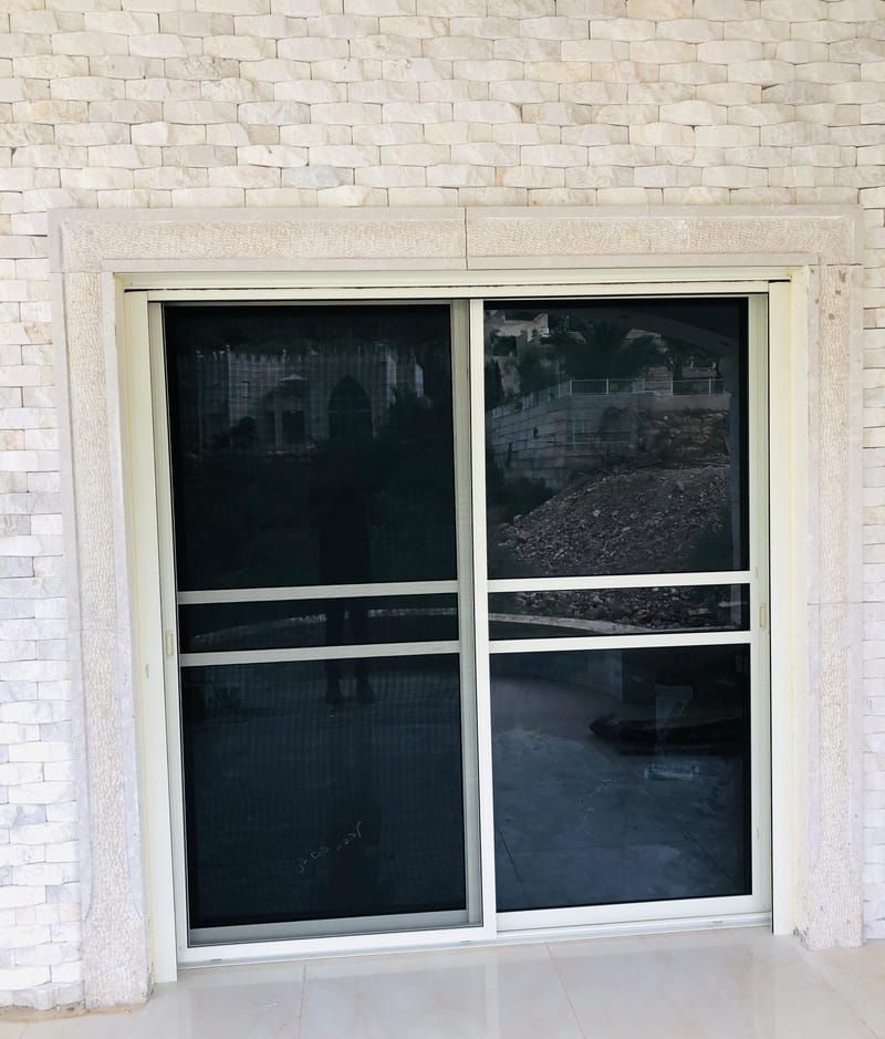 שילוב של עיצוב, איכות ובידוד מושלם