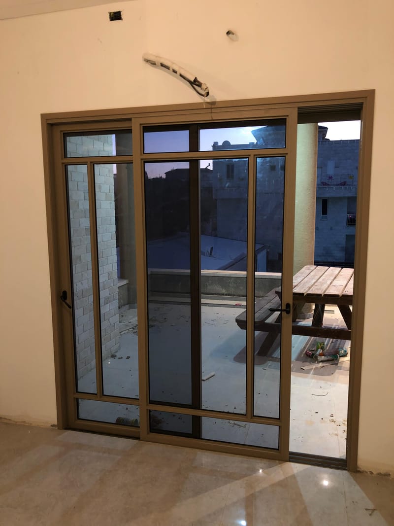 שילוב של עיצוב, איכות ובידוד מושלם