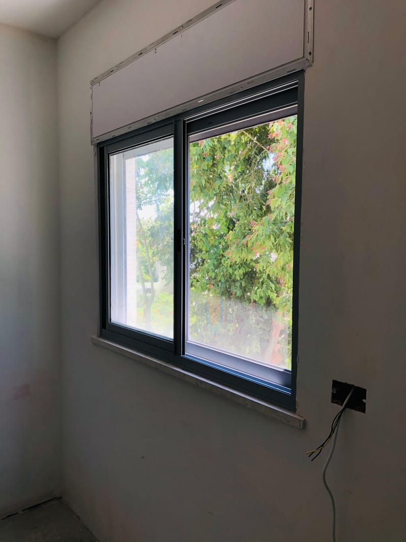 שילוב של עיצוב, איכות ובידוד מושלם