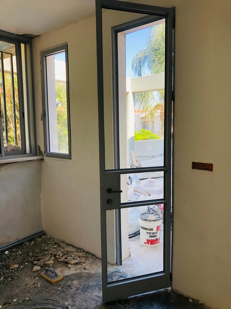 שילוב של עיצוב, איכות ובידוד מושלם