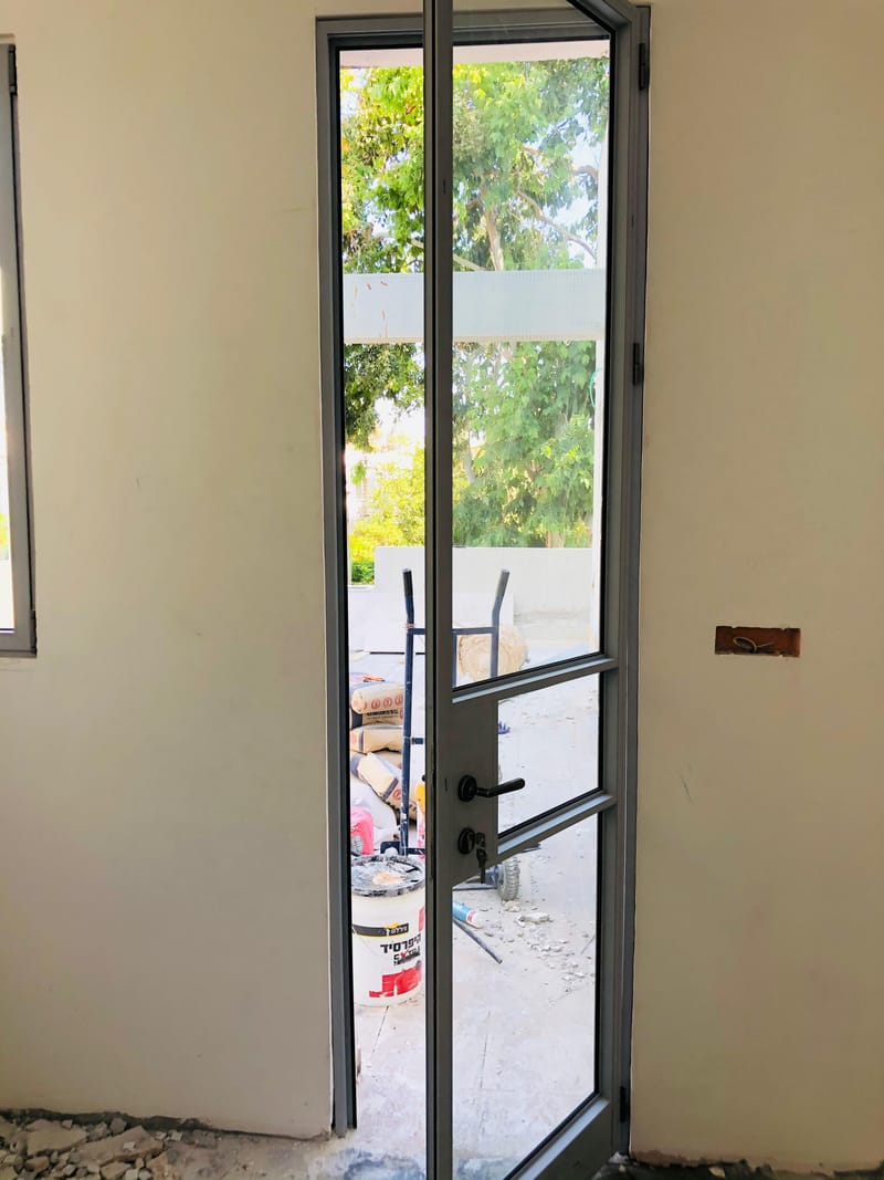 שילוב של עיצוב, איכות ובידוד מושלם