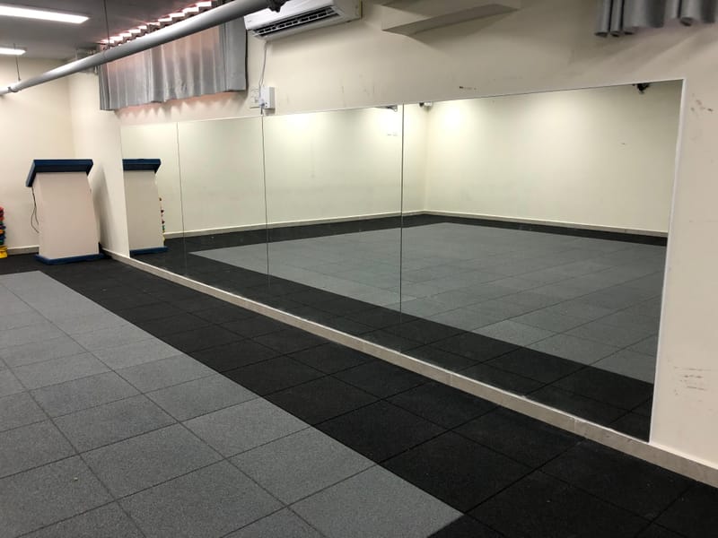 שילוב של עיצוב, איכות ובידוד מושלם