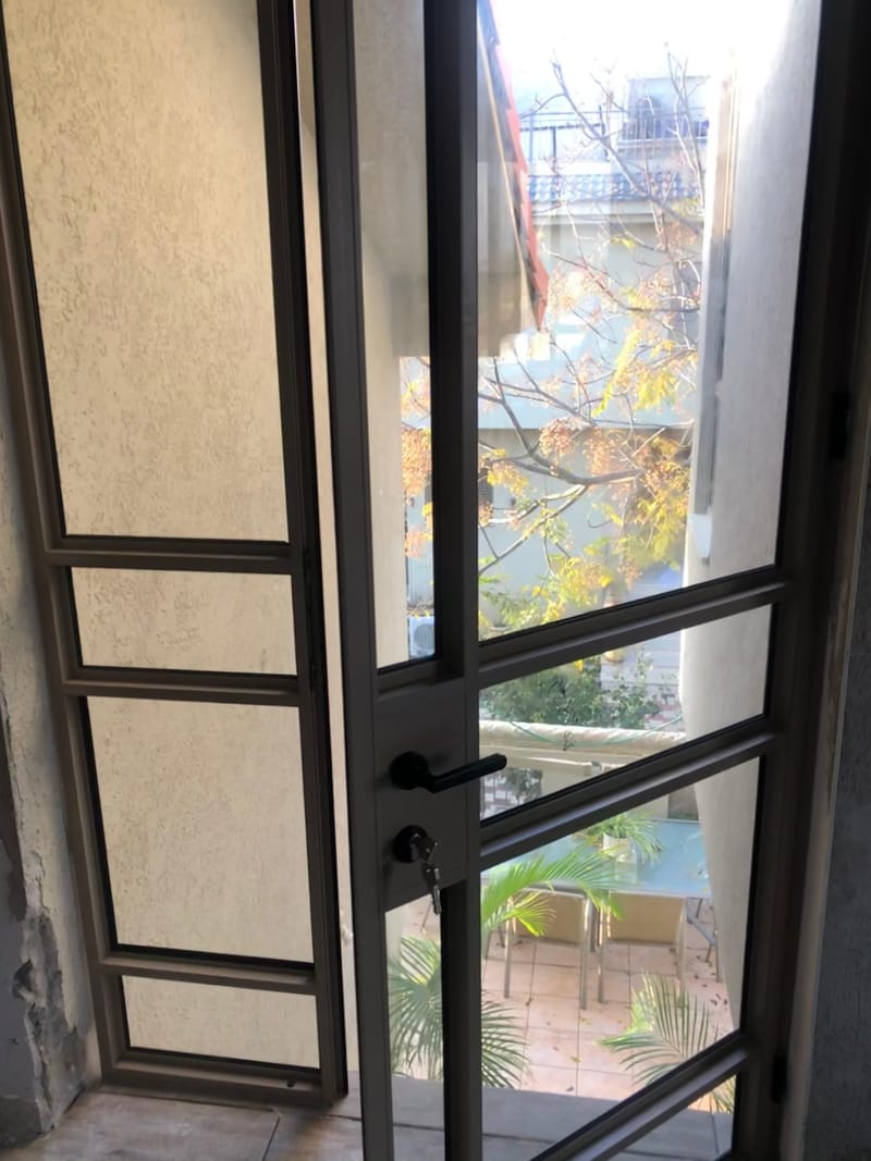 שילוב של עיצוב, איכות ובידוד מושלם