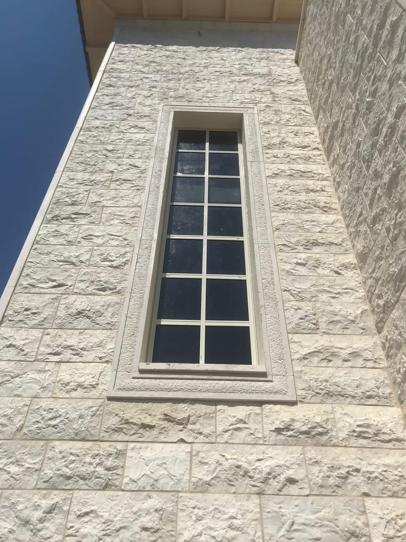 שילוב של עיצוב, איכות ובידוד מושלם