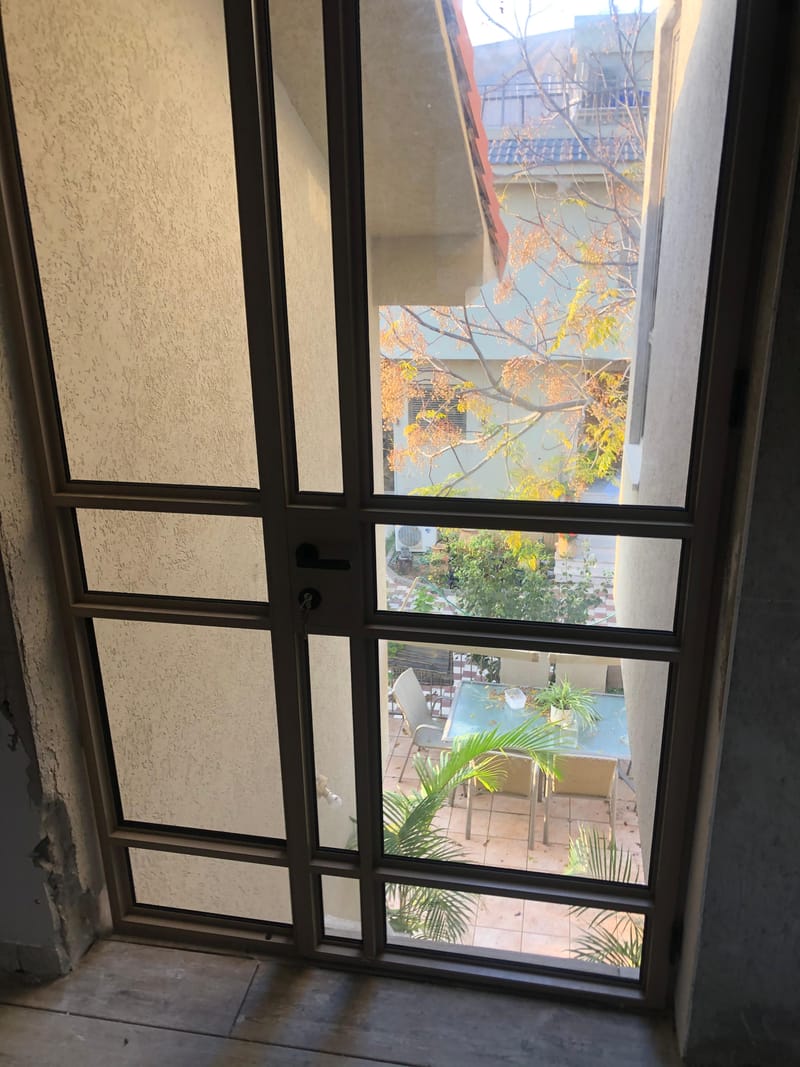 שילוב של עיצוב, איכות ובידוד מושלם