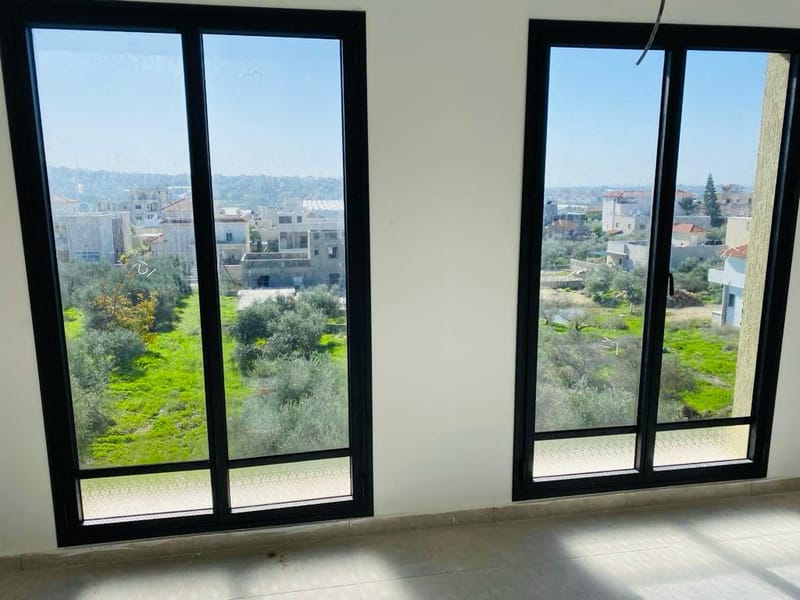 שילוב של עיצוב, איכות ובידוד מושלם